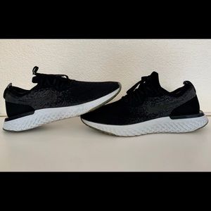 Nike Mens Epic React Flyknit